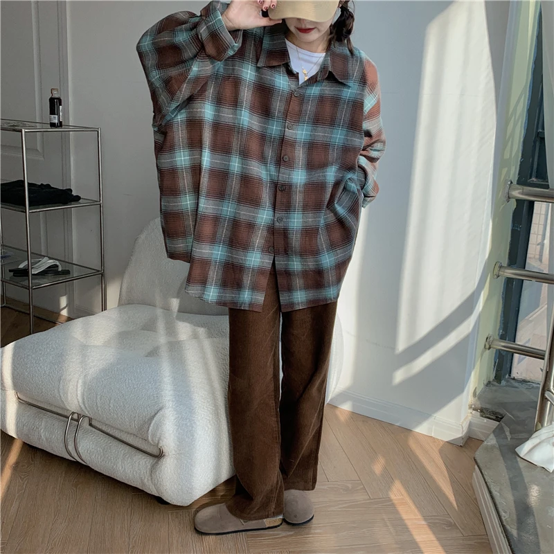 2021 Spring Japanese Loose Polo Collar Blouse Women Plaid Student'S Fashion Retro Pocket Oversized Shirt Single-Breasted Tops
2021 Spring Japanese Loose Polo Collar Blouse Women Plaid Student'S Fashion Retro Pocket Oversized Shirt Single-Breasted Tops