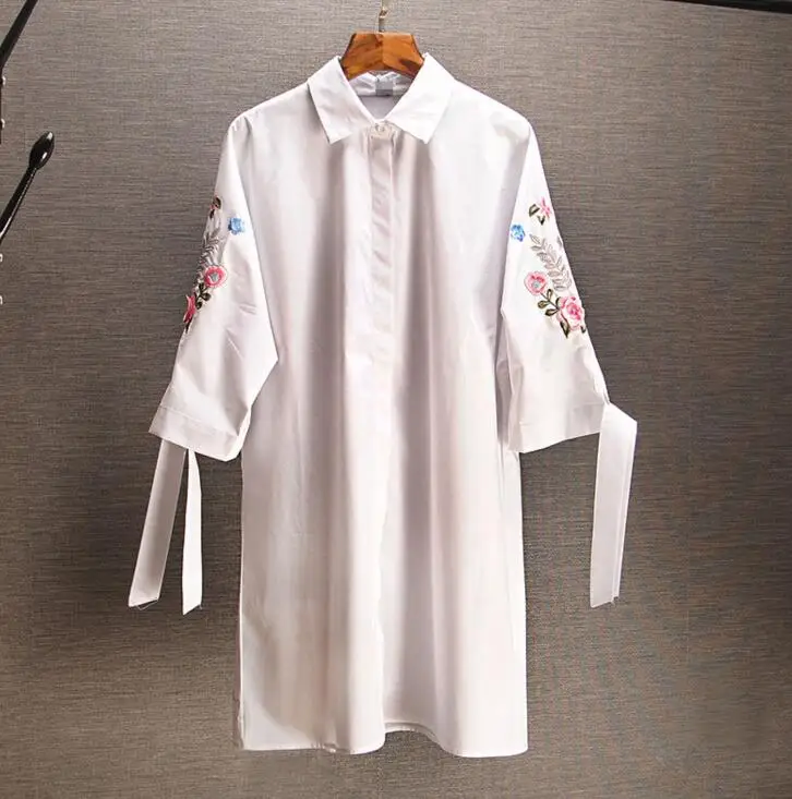Women's Spring autumn flower embroidery long Shirt Female Vintage National Loose Casual plus size cotton Shirt Blouse TB995
Women's Spring autumn flower embroidery long Shirt Female Vintage National Loose Casual plus size cotton Shirt Blouse TB995