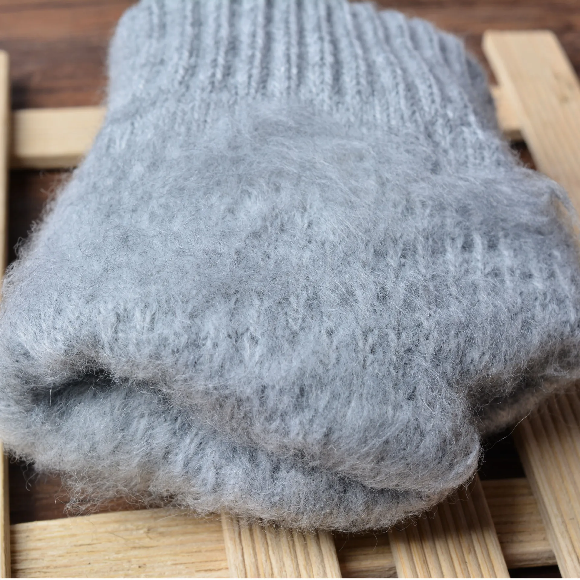 wool gloves female winter mittens factory outlet fur gloves fingerless gloves winter gloves women girls mittens
wool gloves female winter mittens factory outlet fur gloves fingerless gloves winter gloves women girls mittens