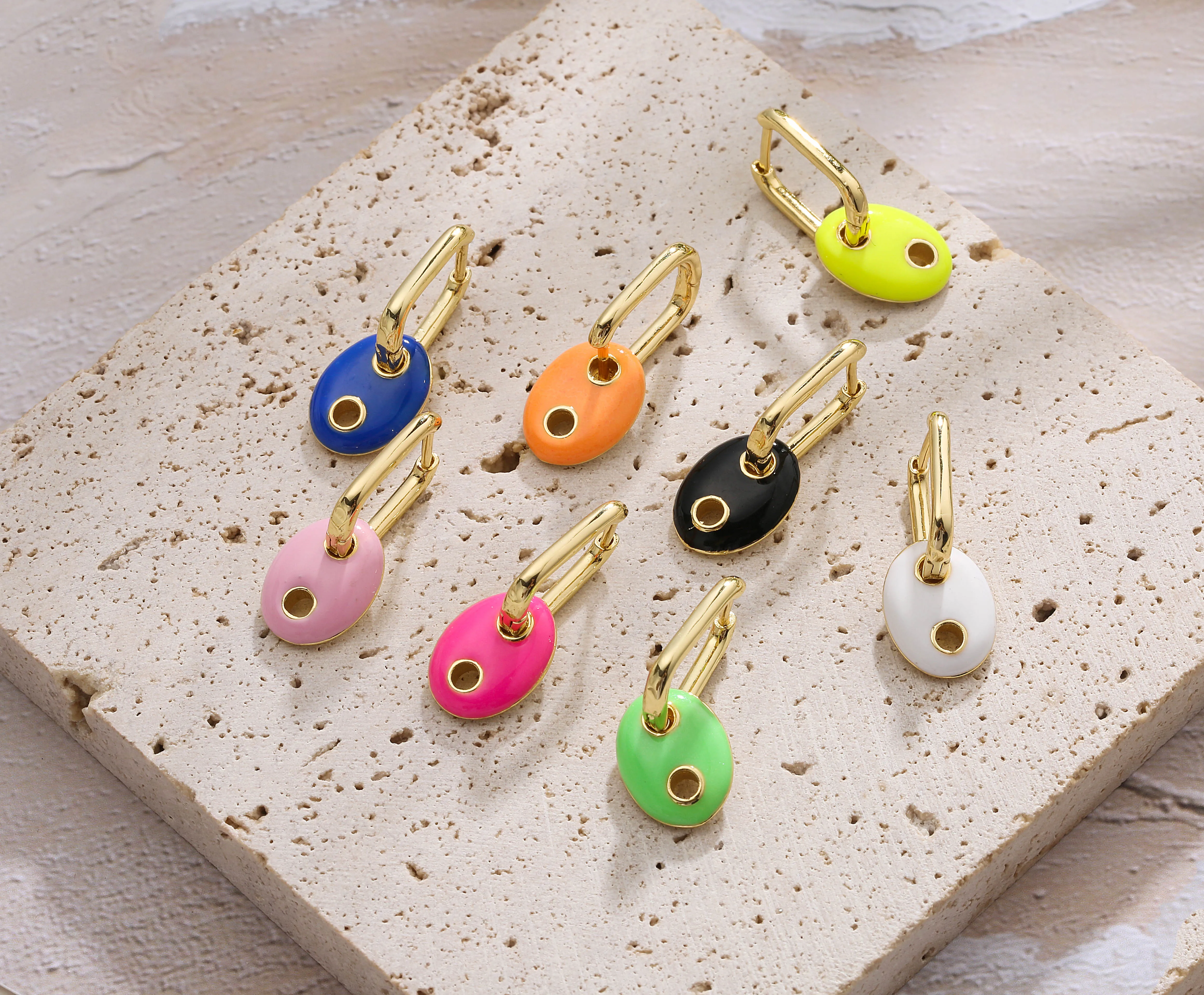 HECHENG,1 pair,Huggie Hoops Colorful Earrings,Enamel Bead Charm Hoop Earrings,For Women and Girls
HECHENG,1 pair,Huggie Hoops Colorful Earrings,Enamel Bead Charm Hoop Earrings,For Women and Girls