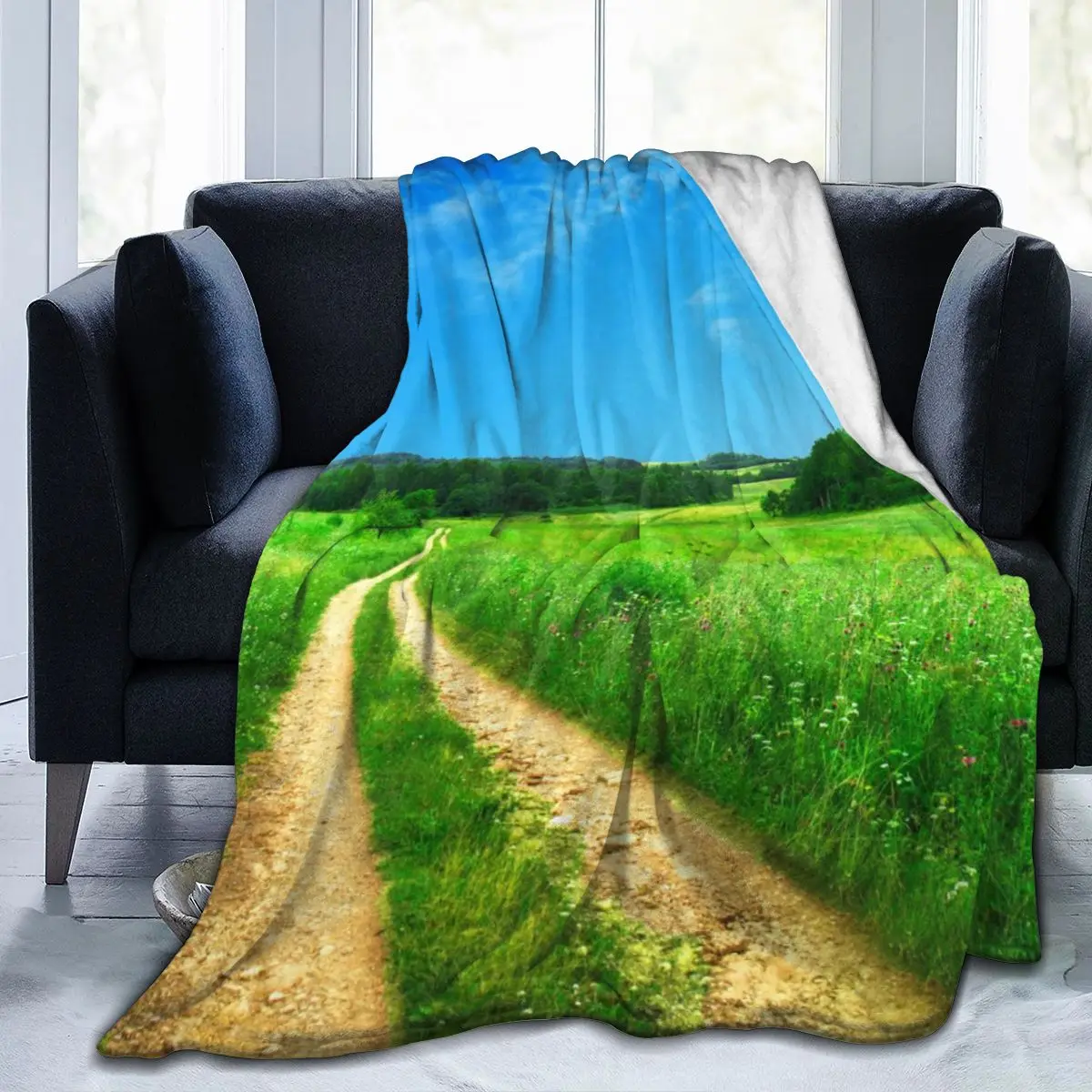 Новинка, модное фланелевое одеяло с 3d-изображением пейзажа, постельное белье, мягкое одеяло, покрывало для кровати, домашний текстиль, украш...
Новинка, модное фланелевое одеяло с 3d-изображением пейзажа, постельное белье, мягкое одеяло, покрывало для кровати, домашний текстиль, украш...