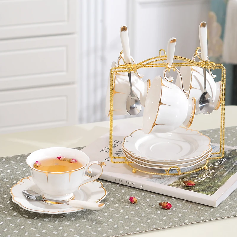 Кофейная чашка Royal Bone China, керамические чашки с золотым ободком, чайные чашки и блюдца, фарфоровые чашки, подставки для кружек, чашки для чая и...
Кофейная чашка Royal Bone China, керамические чашки с золотым ободком, чайные чашки и блюдца, фарфоровые чашки, подставки для кружек, чашки для чая и...