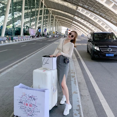 han Women's thin waist v-neck modal cotton bottoming shirt for autumn and winter wear a thin top with western style outside
han Women's thin waist v-neck modal cotton bottoming shirt for autumn and winter wear a thin top with western style outside