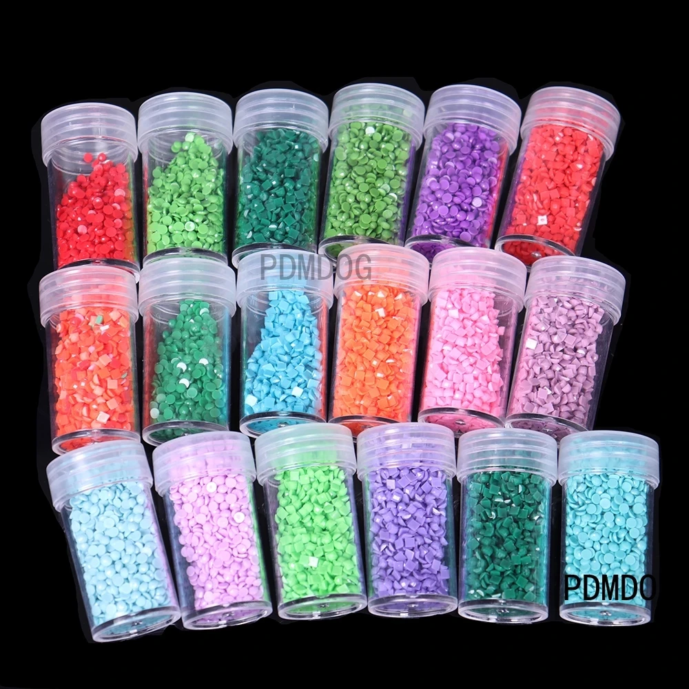 Newly launched120/ 60/70/80/ bottles of diamond painting accessories container jewelry suitcase 5D wave storage box handbag
Newly launched120/ 60/70/80/ bottles of diamond painting accessories container jewelry suitcase 5D wave storage box handbag