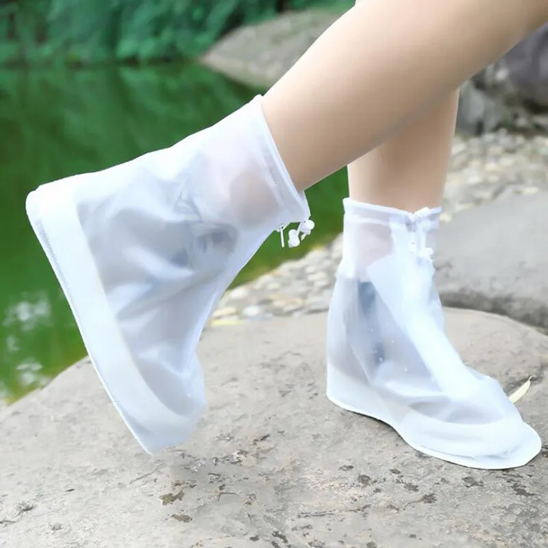 New fashion wear-resistant thick waterproof shoe cover student outdoor shoe cover
New fashion wear-resistant thick waterproof shoe cover student outdoor shoe cover