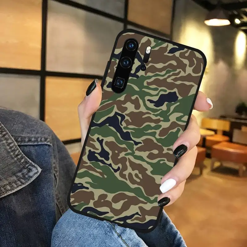 Camouflage Pattern Camo military Army Phone Case Funda For Huawei P9 P10 P20 P30 Lite 2016 2017 2019 plus pro P smart
Camouflage Pattern Camo military Army Phone Case Funda For Huawei P9 P10 P20 P30 Lite 2016 2017 2019 plus pro P smart