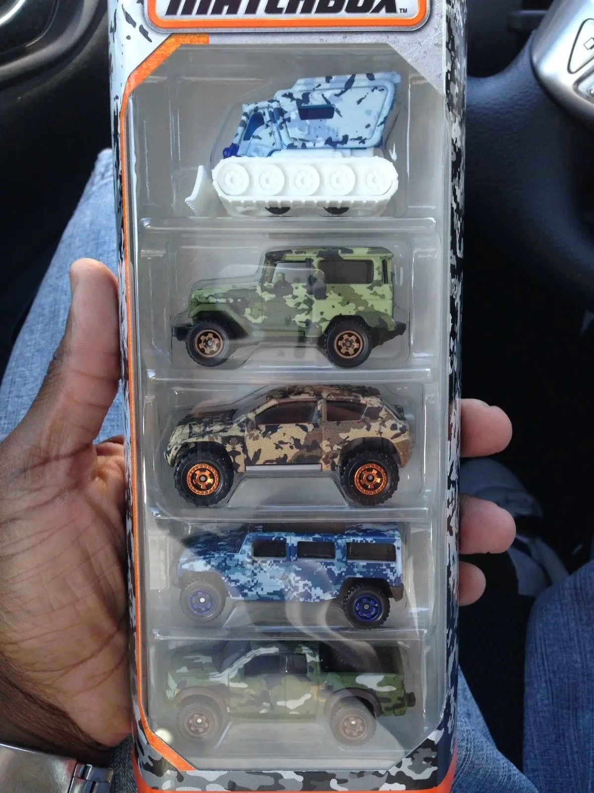 Автомобили Matchbox 1:64 коробка из 5 автомобилей Snowplow & Toyota Land патруль FJ40 & Jeep Guide & Hummer F150 Коллекция Модель автомобиля из сплава
Автомобили Matchbox 1:64 коробка из 5 автомобилей Snowplow & Toyota Land патруль FJ40 & Jeep Guide & Hummer F150 Коллекция Модель автомобиля из сплава