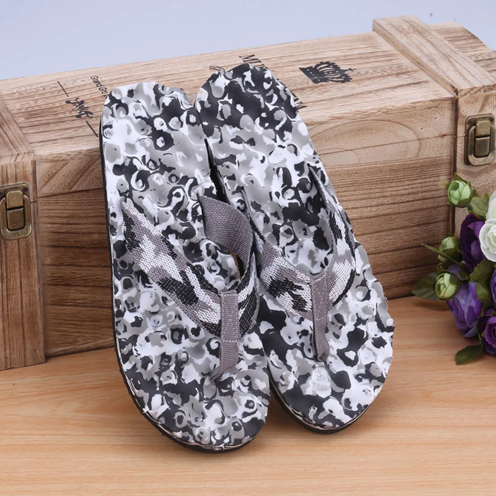 Men Camouflage Flip Flops Slippers Shoes Sandals Slipper indoor & outdoor Casual Men Non-Slip Beach Shoes sapato masculino 40-45
Men Camouflage Flip Flops Slippers Shoes Sandals Slipper indoor & outdoor Casual Men Non-Slip Beach Shoes sapato masculino 40-45
