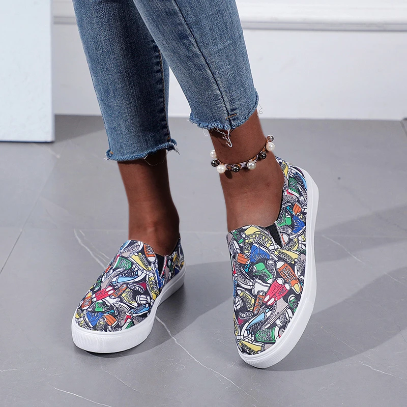 Women Sneakers Canvas Shoes Autumn Trend Casual Flats Sneakers Female New Fashion Comfort Slip-On Multicolor Vulcanized Shoe
Women Sneakers Canvas Shoes Autumn Trend Casual Flats Sneakers Female New Fashion Comfort Slip-On Multicolor Vulcanized Shoe