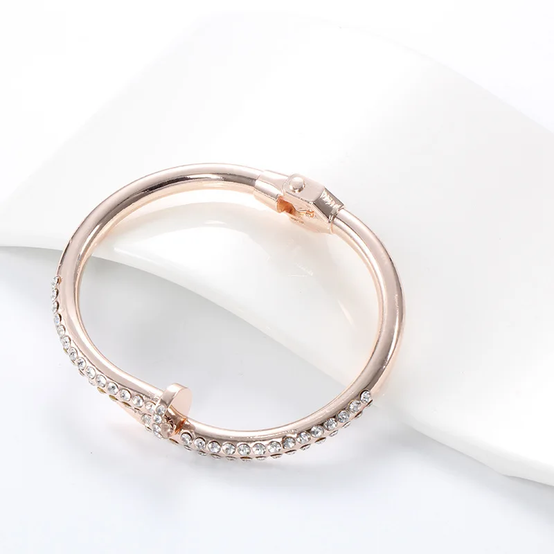 Emerging brand designer fashion trend color preservation Full Rhinestone Nail Bracelet Open Bangle bracelets for women
Emerging brand designer fashion trend color preservation Full Rhinestone Nail Bracelet Open Bangle bracelets for women