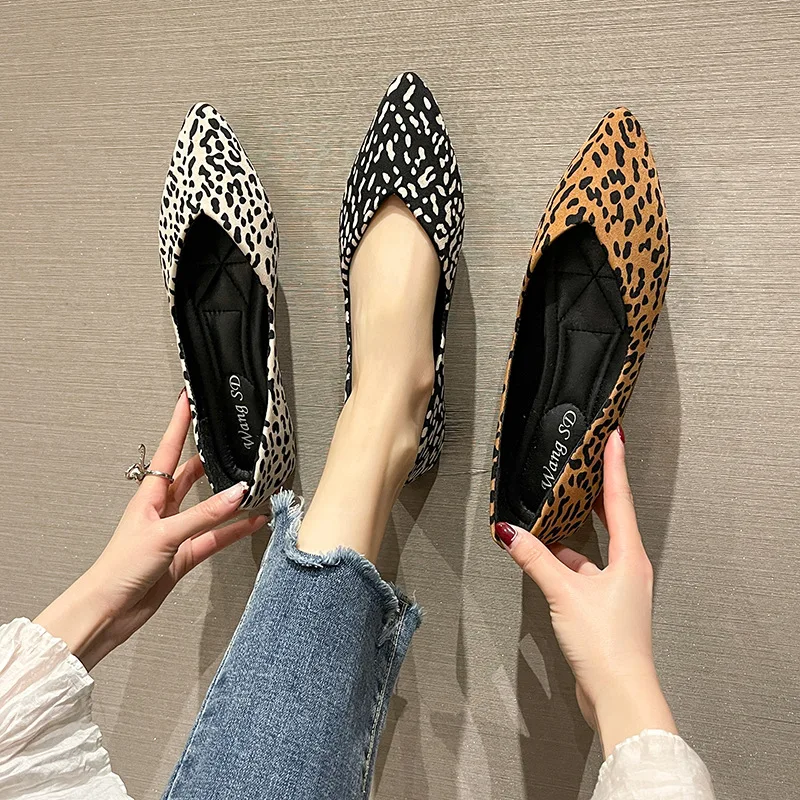 Leopard Shoes Women's Sneakers Summer 2022 Woman-shoes New Slip-on Roses Casual Large Fashion PU Fretwork Lace-Up Solid Basic Fl
Leopard Shoes Women's Sneakers Summer 2022 Woman-shoes New Slip-on Roses Casual Large Fashion PU Fretwork Lace-Up Solid Basic Fl