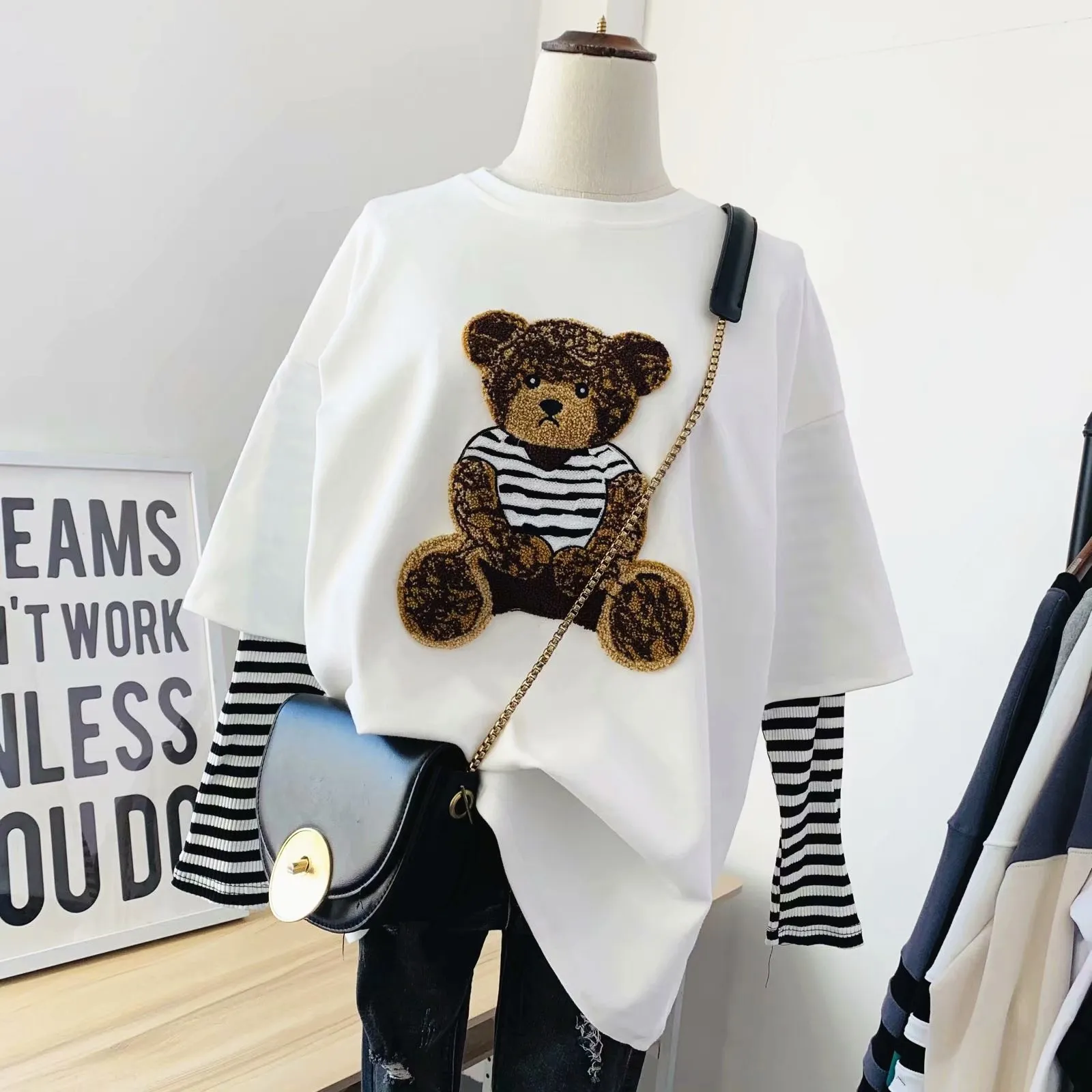 Winter Women Thick Cotton T Shirt Long Sleeve Ultra Soft Crew Neck Loose Warm Casual Pullovers Tops White Large Size
Winter Women Thick Cotton T Shirt Long Sleeve Ultra Soft Crew Neck Loose Warm Casual Pullovers Tops White Large Size