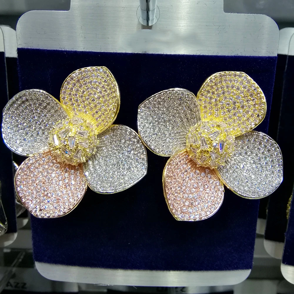 2020 New Trendy Earrings Luxury Brand Luxury Deetle Design Cubic Zirconia Pave Engagement Bracelet Earrings Jewelry for Women
2020 New Trendy Earrings Luxury Brand Luxury Deetle Design Cubic Zirconia Pave Engagement Bracelet Earrings Jewelry for Women