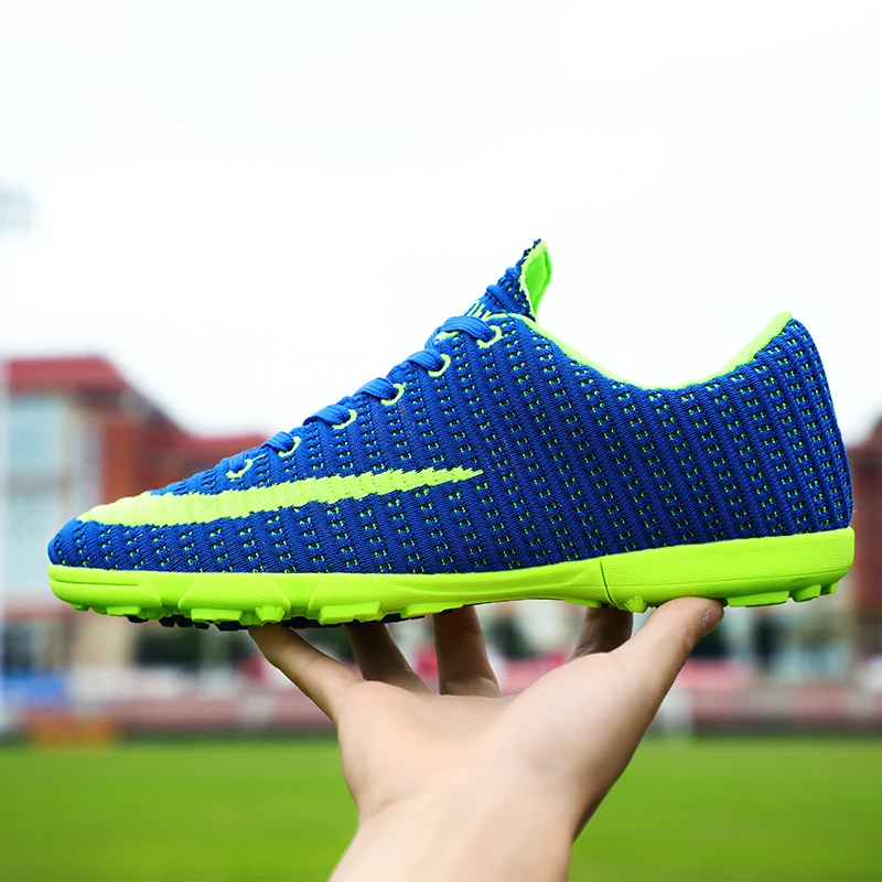 Kids Football Shoes New Fashion Mesh Breathable Soccer Ball Shoes Boys Training Sports Shoes Children Skid Resistance Sneakers
Kids Football Shoes New Fashion Mesh Breathable Soccer Ball Shoes Boys Training Sports Shoes Children Skid Resistance Sneakers