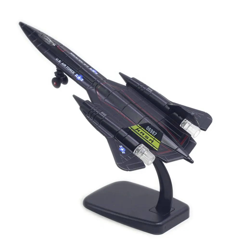 Модель летательного аппарата Blackbird, литье под давлением, коллекционная игрушка, транспортный самолет, истребитель, вертолет с подсветкой и ...
Модель летательного аппарата Blackbird, литье под давлением, коллекционная игрушка, транспортный самолет, истребитель, вертолет с подсветкой и ...