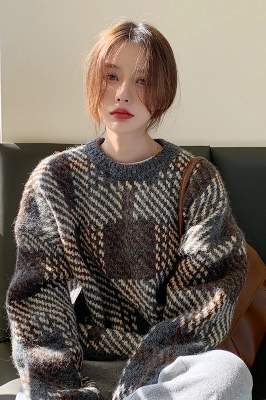 Sweater Female Loose Outer Wear Autumn and Winter Wild Explosion 2020 nian New Inner Wear Retro Japanese Thick Primer
Sweater Female Loose Outer Wear Autumn and Winter Wild Explosion 2020 nian New Inner Wear Retro Japanese Thick Primer