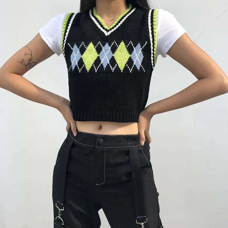 2021 V Neck Vintage Argyle Sweater Vest Women Black Sleeveless Plaid Knitted Crop Sweaters Casual Autumn
2021 V Neck Vintage Argyle Sweater Vest Women Black Sleeveless Plaid Knitted Crop Sweaters Casual Autumn