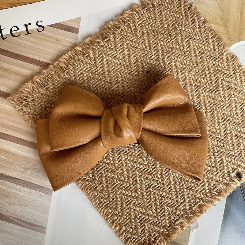 Women Big Size PU Leather Bowknot Hair Barrettes Solid Handmade Double Bows Hair Clips Quality Elegant French Clips 11 Colors
Women Big Size PU Leather Bowknot Hair Barrettes Solid Handmade Double Bows Hair Clips Quality Elegant French Clips 11 Colors
