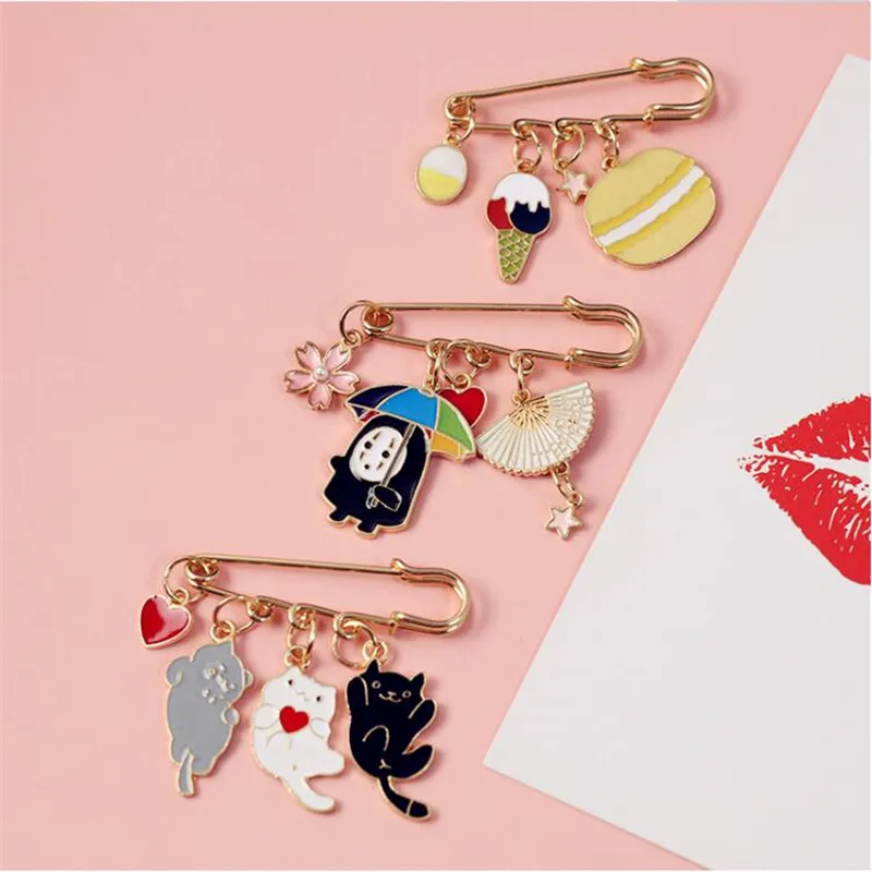 Pins&Brooches Spirited Away/Doraemon/No Face man/Hamburg/moon Pendant Buckle Pin Brooch Women Safety Pin Bag Clothes Decoration 
Pins&Brooches Spirited Away/Doraemon/No Face man/Hamburg/moon Pendant Buckle Pin Brooch Women Safety Pin Bag Clothes Decoration