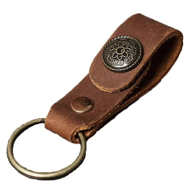 AETOO Original personality handmade pendant key wallet retro leather ring leather bronze buckle key wallets men and women
AETOO Original personality handmade pendant key wallet retro leather ring leather bronze buckle key wallets men and women