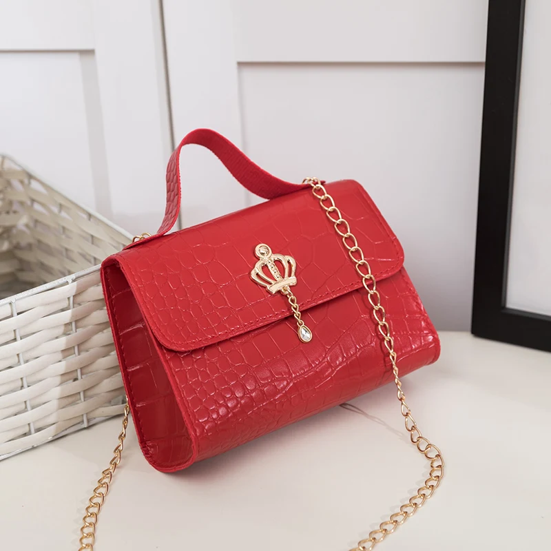 Fashion Trend Women Crossbody Bag Ladies Lightweight Handbag Faux Leather Shoulder Handbags Classic Crocodile Pattern Purse 
Fashion Trend Women Crossbody Bag Ladies Lightweight Handbag Faux Leather Shoulder Handbags Classic Crocodile Pattern Purse
