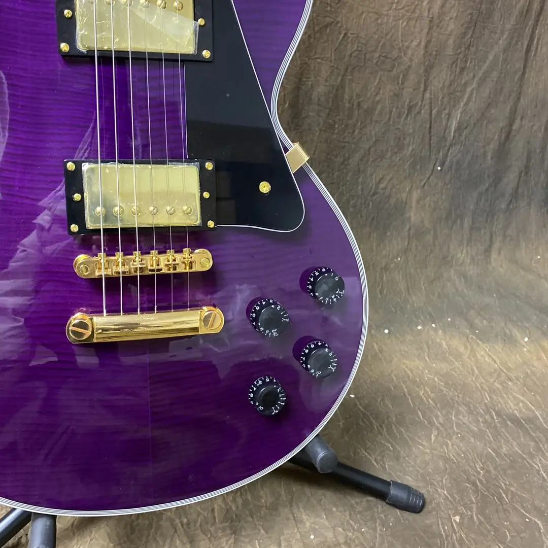 Custom Electric Guitar Tiger Maple Top Purple Color Gold Hardware Double Bindings High Quality Free Shipping
Custom Electric Guitar Tiger Maple Top Purple Color Gold Hardware Double Bindings High Quality Free Shipping