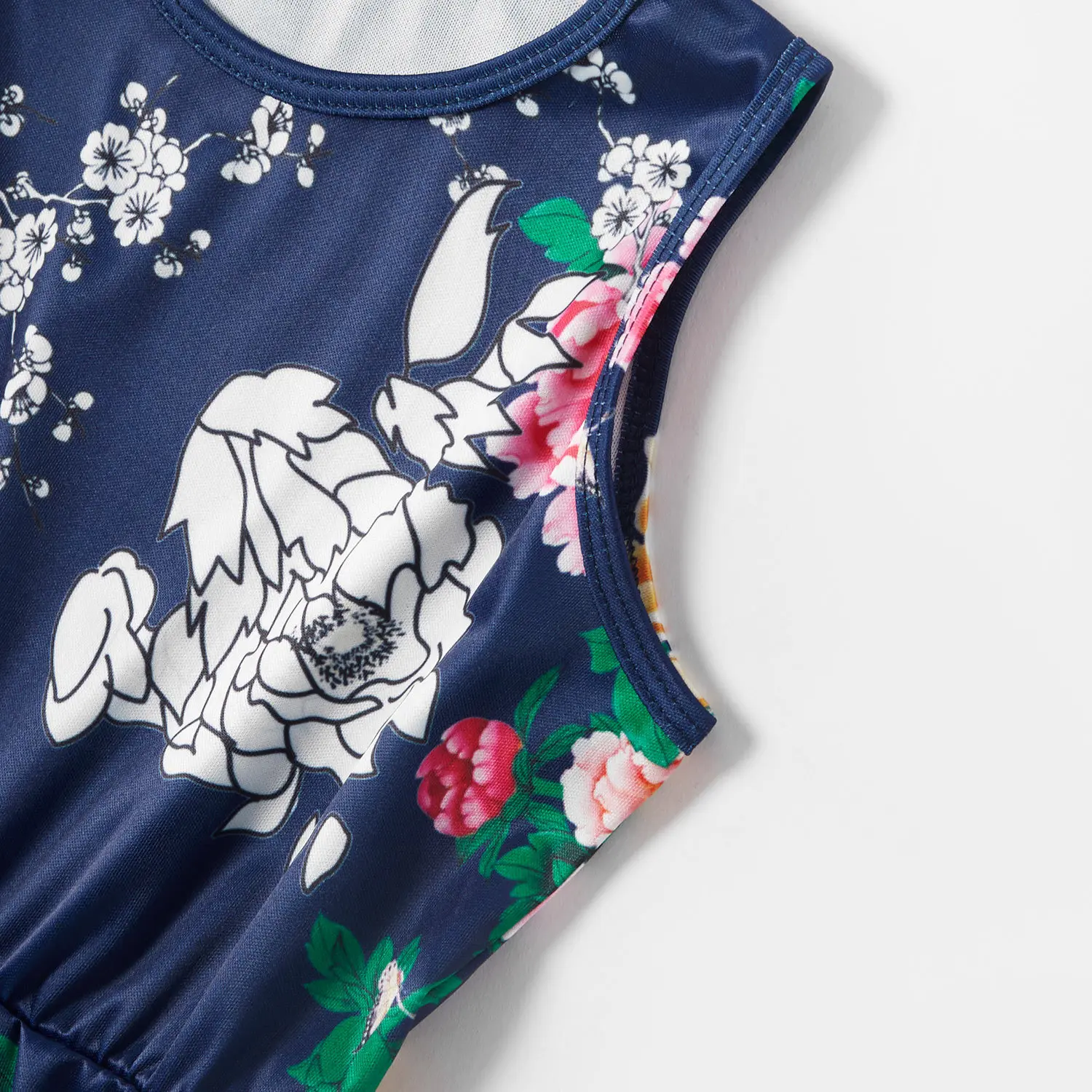 New 2020 Summer Mother Daughter Dresses Sleeveless Floral Print Dress Mom and Daughter Sundress Family Matching Clothes
New 2020 Summer Mother Daughter Dresses Sleeveless Floral Print Dress Mom and Daughter Sundress Family Matching Clothes