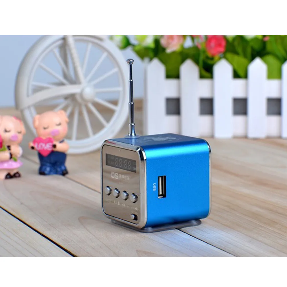 Audio Td-v26 card speaker Micro SD TF USB mini stereo bass music player FM radio PC MP3 /4 
Audio Td-v26 card speaker Micro SD TF USB mini stereo bass music player FM radio PC MP3 /4