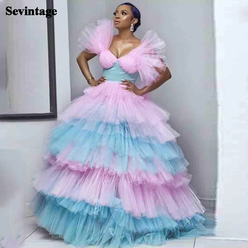 Бальное платье Sevintage, Многоярусное Тюлевое платье для Quinceanera, вечерние платья принцессы с V-образным вырезом, длинное бальное платье для выпу...
Бальное платье Sevintage, Многоярусное Тюлевое платье для Quinceanera, вечерние платья принцессы с V-образным вырезом, длинное бальное платье для выпу...
