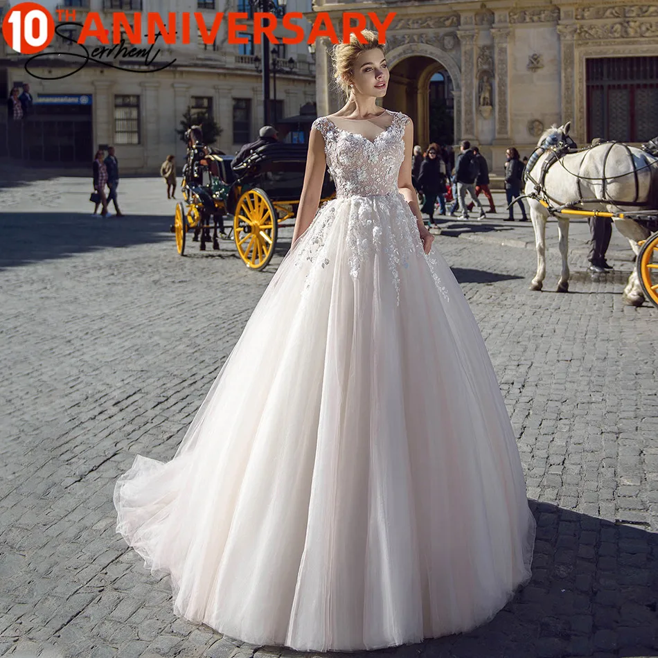 Роскошное Свадебное платье BAZIIINGAAA из шелковистой органзы с v-образным вырезом и открытой спиной без рукавов, кружевное свадебное платье с по... 
Роскошное Свадебное платье BAZIIINGAAA из шелковистой органзы с v-образным вырезом и открытой спиной без рукавов, кружевное свадебное платье с по...