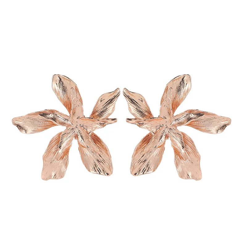 Free Shiping Elegant Gold Rose Gold Big Flower Stus Earrings for Women Fashion Exaggerated Metal Floral Statement Earring
Free Shiping Elegant Gold Rose Gold Big Flower Stus Earrings for Women Fashion Exaggerated Metal Floral Statement Earring