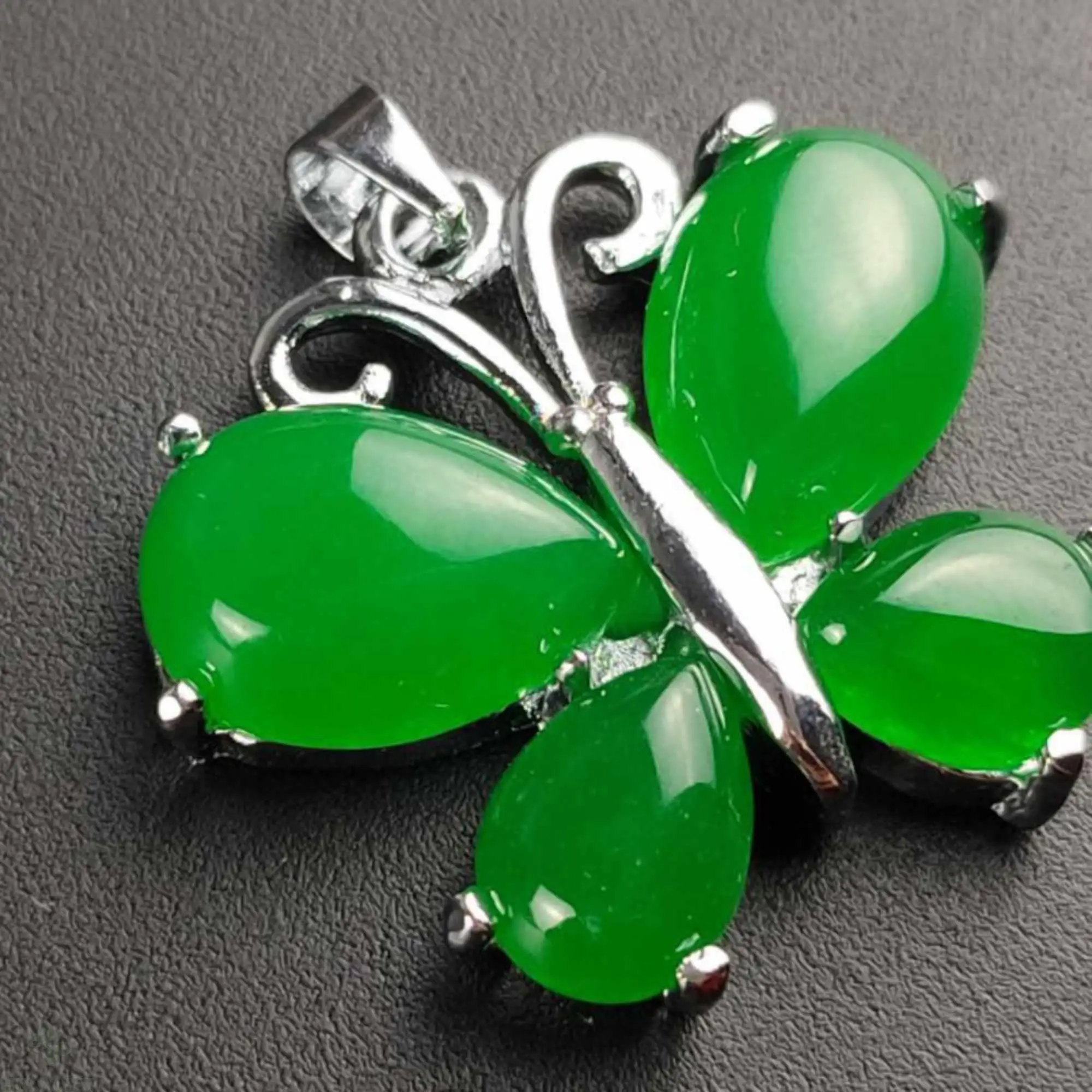 Natural Green jade butterfly pendant 925 silver necklace Buddhism Emotional Yoga Energy Thanksgiving Day Blessing Healing
Natural Green jade butterfly pendant 925 silver necklace Buddhism Emotional Yoga Energy Thanksgiving Day Blessing Healing