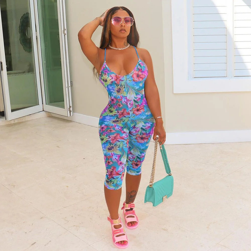 Summer Flower Printed Rompers Womens Jumpsuit 2022 Sexy Spaghetti Strap Backless Beach Outfit Retro Holiday Vacation Playsuits
Summer Flower Printed Rompers Womens Jumpsuit 2022 Sexy Spaghetti Strap Backless Beach Outfit Retro Holiday Vacation Playsuits