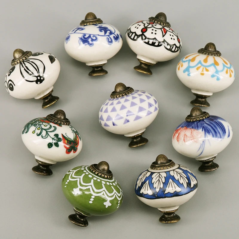 1PC Decorative Antique Door Knob- Interior Round Knob and Pull for Cabinet Girls Dresser Kids Cupboard Kitchen Drawer Handle
1PC Decorative Antique Door Knob- Interior Round Knob and Pull for Cabinet Girls Dresser Kids Cupboard Kitchen Drawer Handle