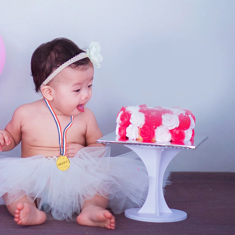 28pcs Mini Gold Cups Reward Prizes Kids Small Medals Kids Gift Awards Trophy Golden (14pcs Trophies + 14pcs Medals)
28pcs Mini Gold Cups Reward Prizes Kids Small Medals Kids Gift Awards Trophy Golden (14pcs Trophies + 14pcs Medals)