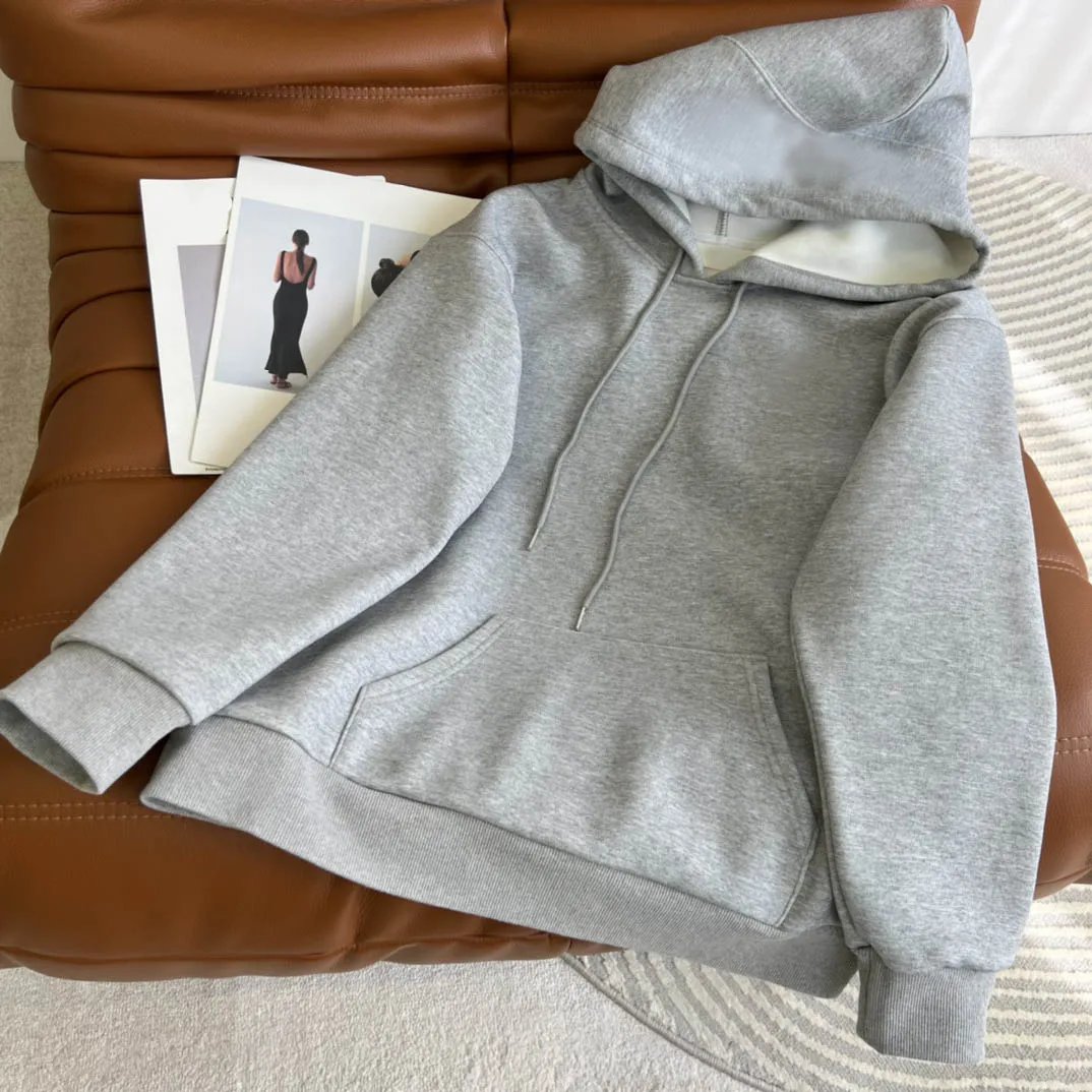 Высококачественные хлопковые свитшоты 2 цветов для женщин, модные повседневные свитшоты с длинным рукавом и буквенным принтом, женские зим...
Высококачественные хлопковые свитшоты 2 цветов для женщин, модные повседневные свитшоты с длинным рукавом и буквенным принтом, женские зим...