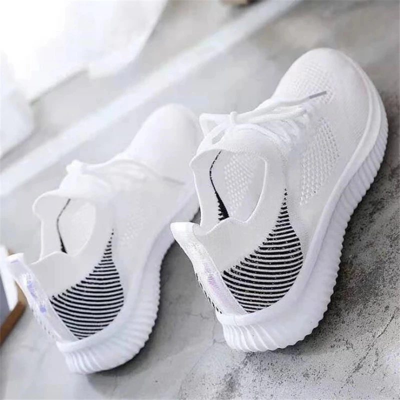 Summer Women Shoes Mesh Light Breathable Women Sneakers Flats Casual Female Trainers Walking Shoes Zapatillas Mujer
Summer Women Shoes Mesh Light Breathable Women Sneakers Flats Casual Female Trainers Walking Shoes Zapatillas Mujer