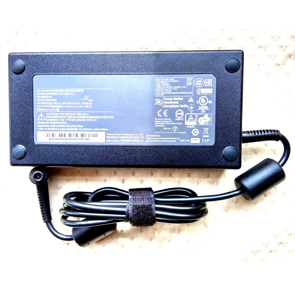 Weixinda 230W 19.5V 11.8A Laptop power adapter for MSI GE73VR Raider-045 A12-230P1A
Weixinda 230W 19.5V 11.8A Laptop power adapter for MSI GE73VR Raider-045 A12-230P1A