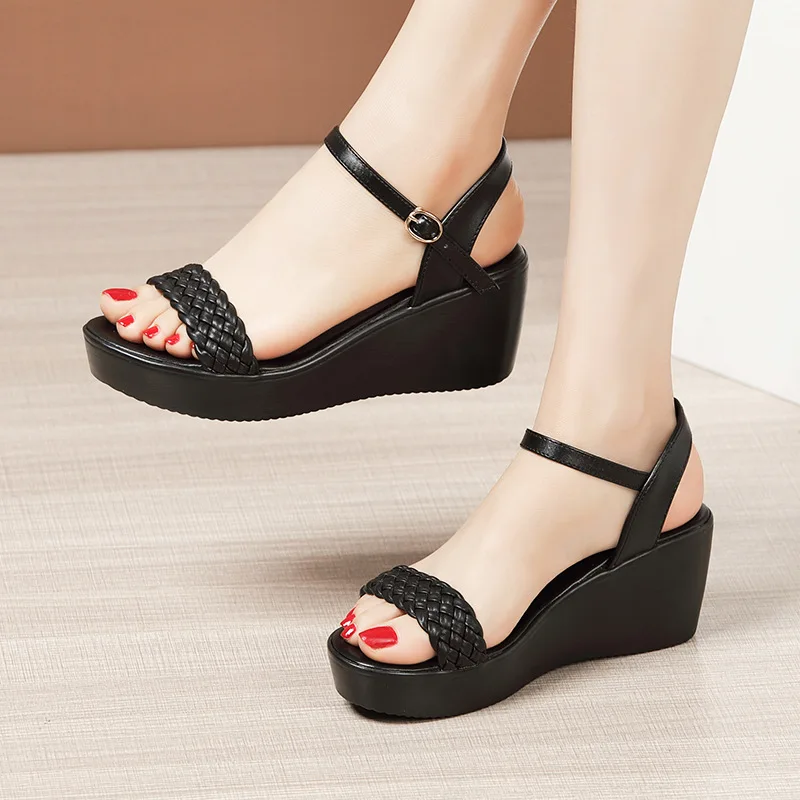 Wedges Heel Middle Heel Sandals Women's 2021 New Fashion Open Toe Black White Sandals Women Summer Shoes
Wedges Heel Middle Heel Sandals Women's 2021 New Fashion Open Toe Black White Sandals Women Summer Shoes
