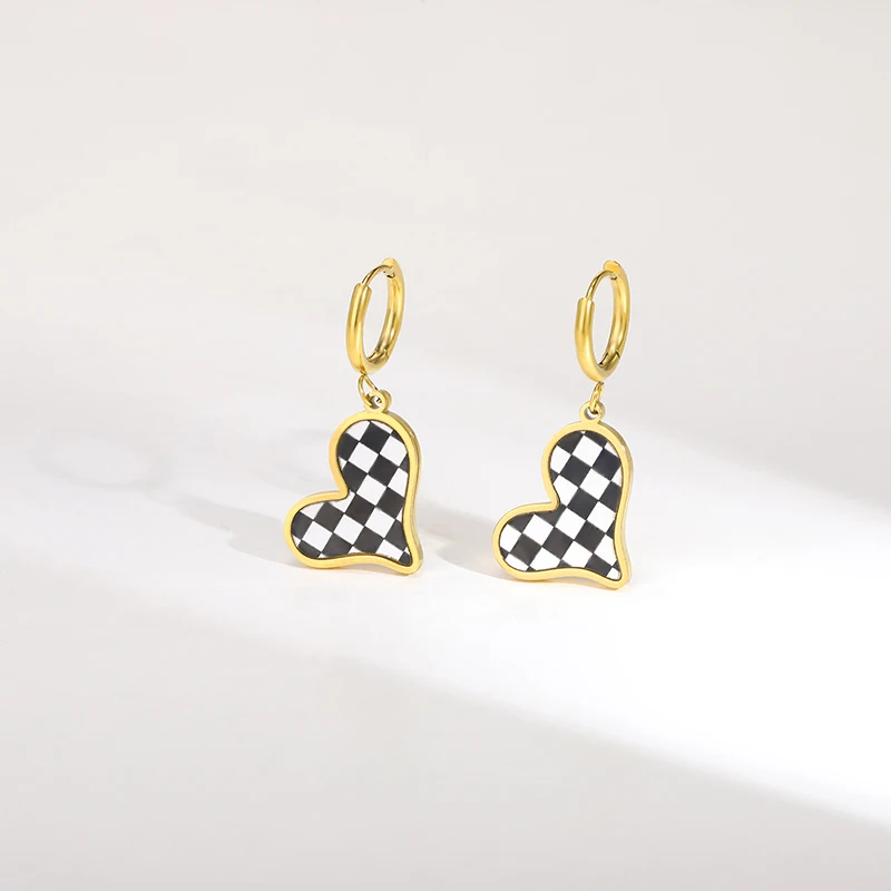 Vintage Black White Metal Acrylic Checkerboard Stud Earrings Romantic Heart Square Pendant Elegant Plaid Earrings Jewelry Gifts
Vintage Black White Metal Acrylic Checkerboard Stud Earrings Romantic Heart Square Pendant Elegant Plaid Earrings Jewelry Gifts