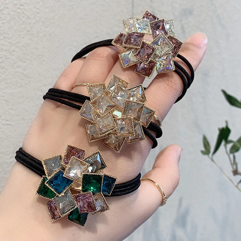 Heavy Industry Maze Gem Temperament Women Hairband Square Crystal Gem Elegant Hair Rope Lady Fashion Headwear Hair Accessory
Heavy Industry Maze Gem Temperament Women Hairband Square Crystal Gem Elegant Hair Rope Lady Fashion Headwear Hair Accessory