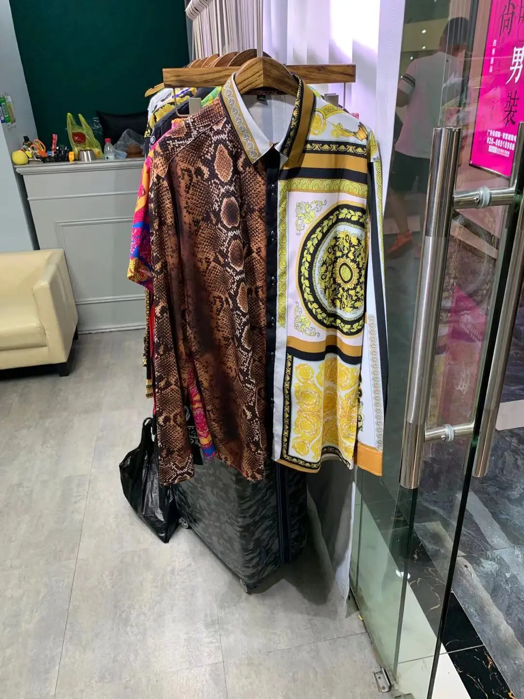 Fashion Men's Shirts 2021 Runway Luxury famous Brand European Design party style Men's Clothing
Fashion Men's Shirts 2021 Runway Luxury famous Brand European Design party style Men's Clothing