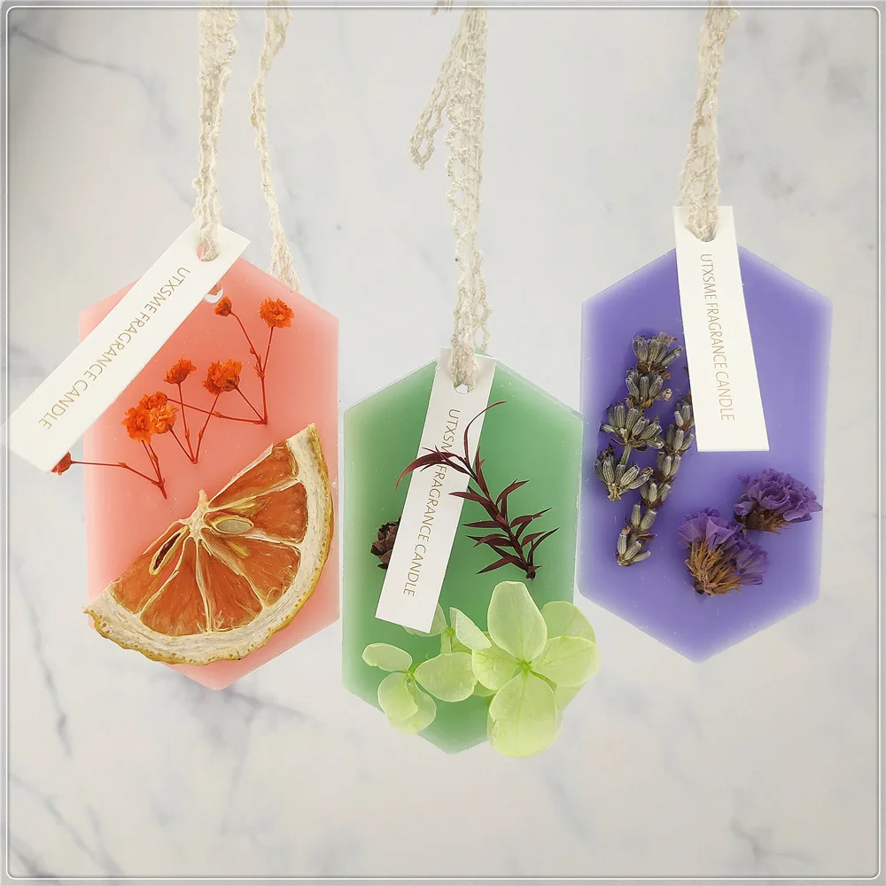 Aromatherapy wax, immortal dry flower, wardrobe pendant, wardrobe aromatherapy deodorant, decoration, clothing aromatherapy, etc 
Aromatherapy wax, immortal dry flower, wardrobe pendant, wardrobe aromatherapy deodorant, decoration, clothing aromatherapy, etc
