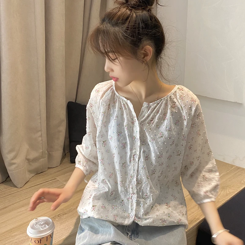 2020 New Women's Top Shirt Blouse Spring Summer Fashionable Loose-breasted Short-sleeved Floral Korean Version blouse
2020 New Women's Top Shirt Blouse Spring Summer Fashionable Loose-breasted Short-sleeved Floral Korean Version blouse