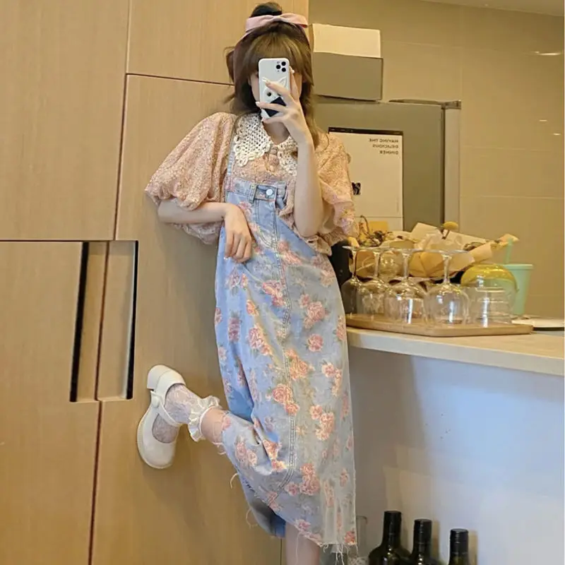 Vintage Denim Strap Dress Summer 2021 New Design Sense Close Waist Thin Medium Long Floral Skirt Women
Vintage Denim Strap Dress Summer 2021 New Design Sense Close Waist Thin Medium Long Floral Skirt Women