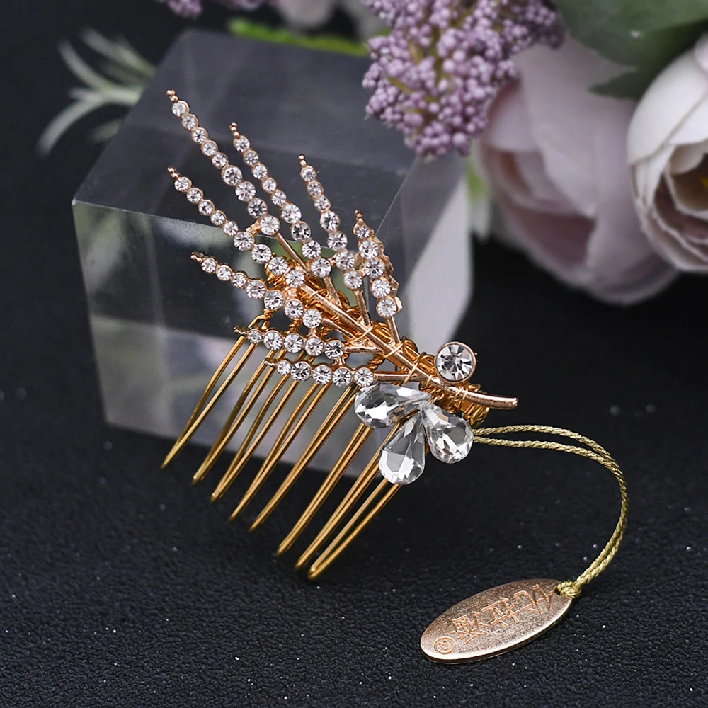 TRiXY H01 Vintage Bridal Hair Comb Bridal Tiara Wedding Hair Accessories Pearls Wedding Comb Crystal Bride Comb Bridal Hair Clip
TRiXY H01 Vintage Bridal Hair Comb Bridal Tiara Wedding Hair Accessories Pearls Wedding Comb Crystal Bride Comb Bridal Hair Clip