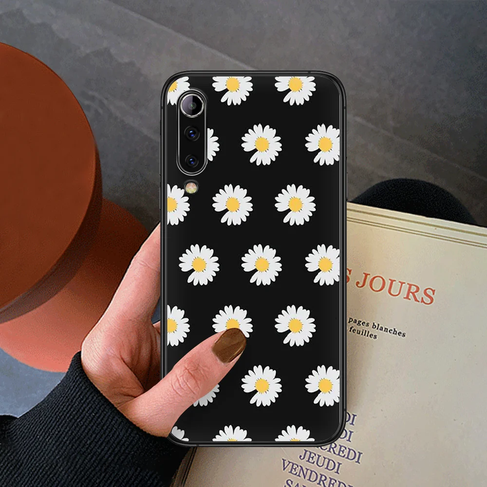 G dragon peaceminusone flower Phone Case For Xiaomi Mi Note 10 A3 9 MAX 3 A2 8 9 Lite Pro Ultra black Etui Trend Funda Fashion
G dragon peaceminusone flower Phone Case For Xiaomi Mi Note 10 A3 9 MAX 3 A2 8 9 Lite Pro Ultra black Etui Trend Funda Fashion