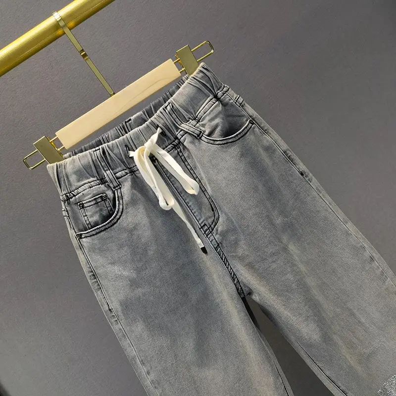 INS Trend Spring Grey Denim Trousers Fashion Girls Diamonds Letters Pockets Leg Harem Pants Summer Elastic Waist Women Jeans 
INS Trend Spring Grey Denim Trousers Fashion Girls Diamonds Letters Pockets Leg Harem Pants Summer Elastic Waist Women Jeans