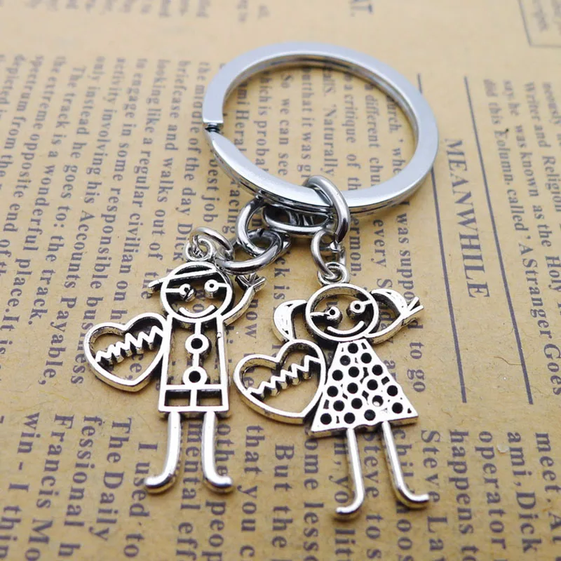 1 Pair Keychain Couple Lovers Keychain Chain Chain Metal Bride And Groom Beloved Keychain Gift Car Shape Decoration
1 Pair Keychain Couple Lovers Keychain Chain Chain Metal Bride And Groom Beloved Keychain Gift Car Shape Decoration