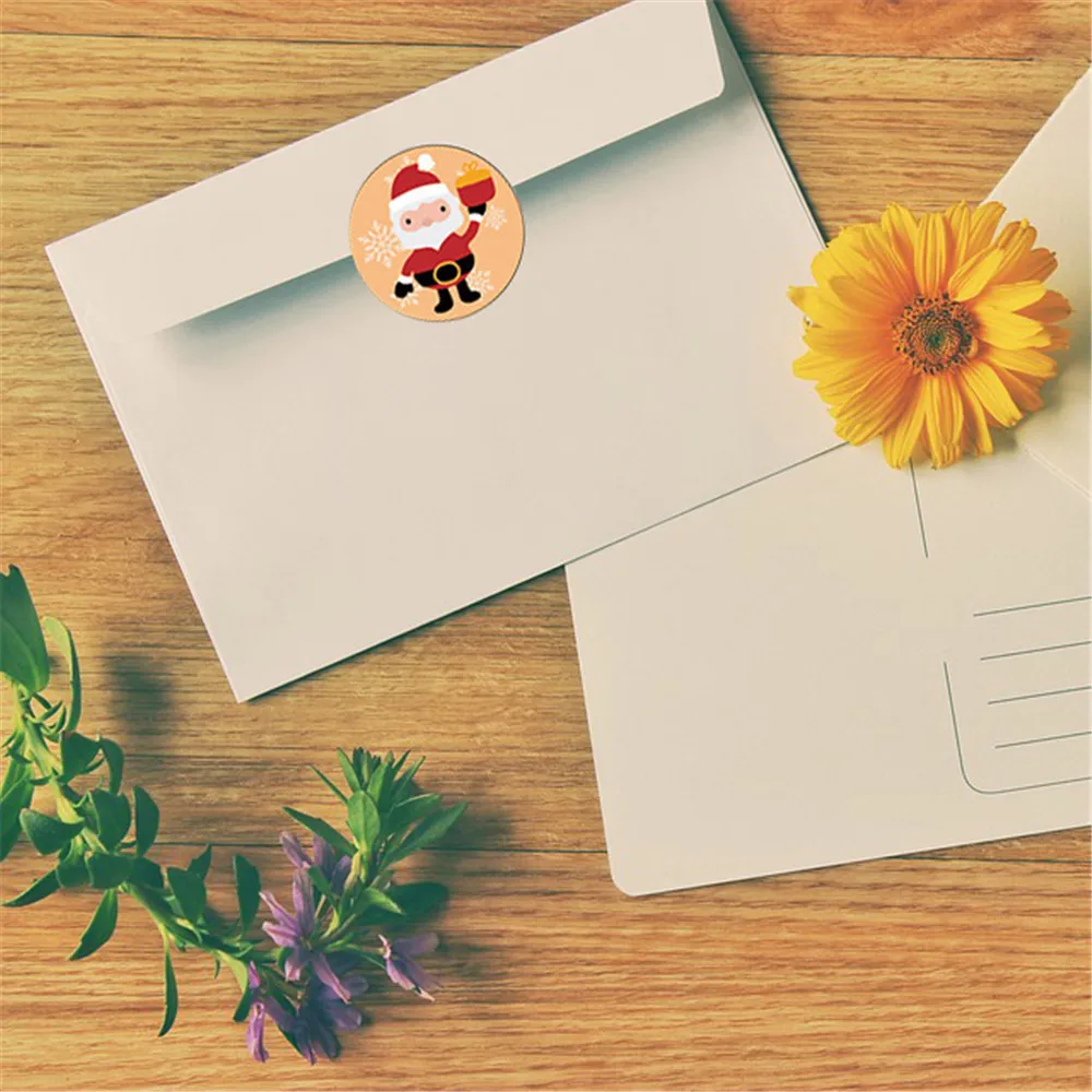 500pcs/roll Santa Claus label stickers Christmas Gift Decoration Sticker for Package Stationery stickers festival Seal Labels
500pcs/roll Santa Claus label stickers Christmas Gift Decoration Sticker for Package Stationery stickers festival Seal Labels
